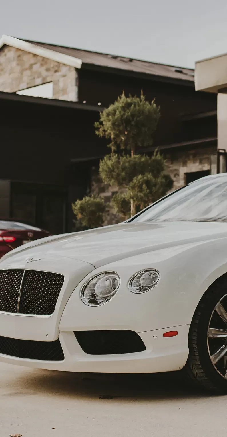 Convertible white Bentley